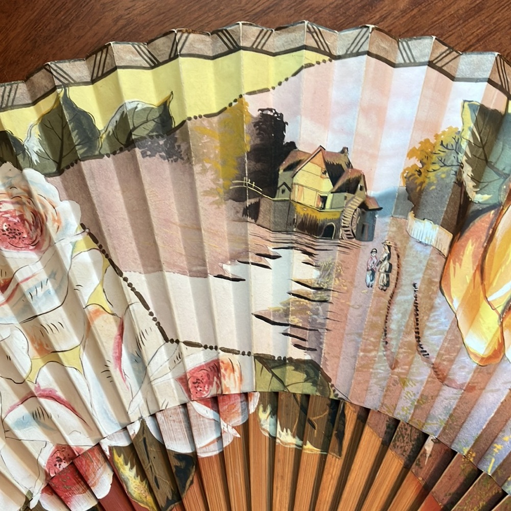 Truly exquisite wood and paper vintage fan, handmade in Spain! - Picture 13 of 16
